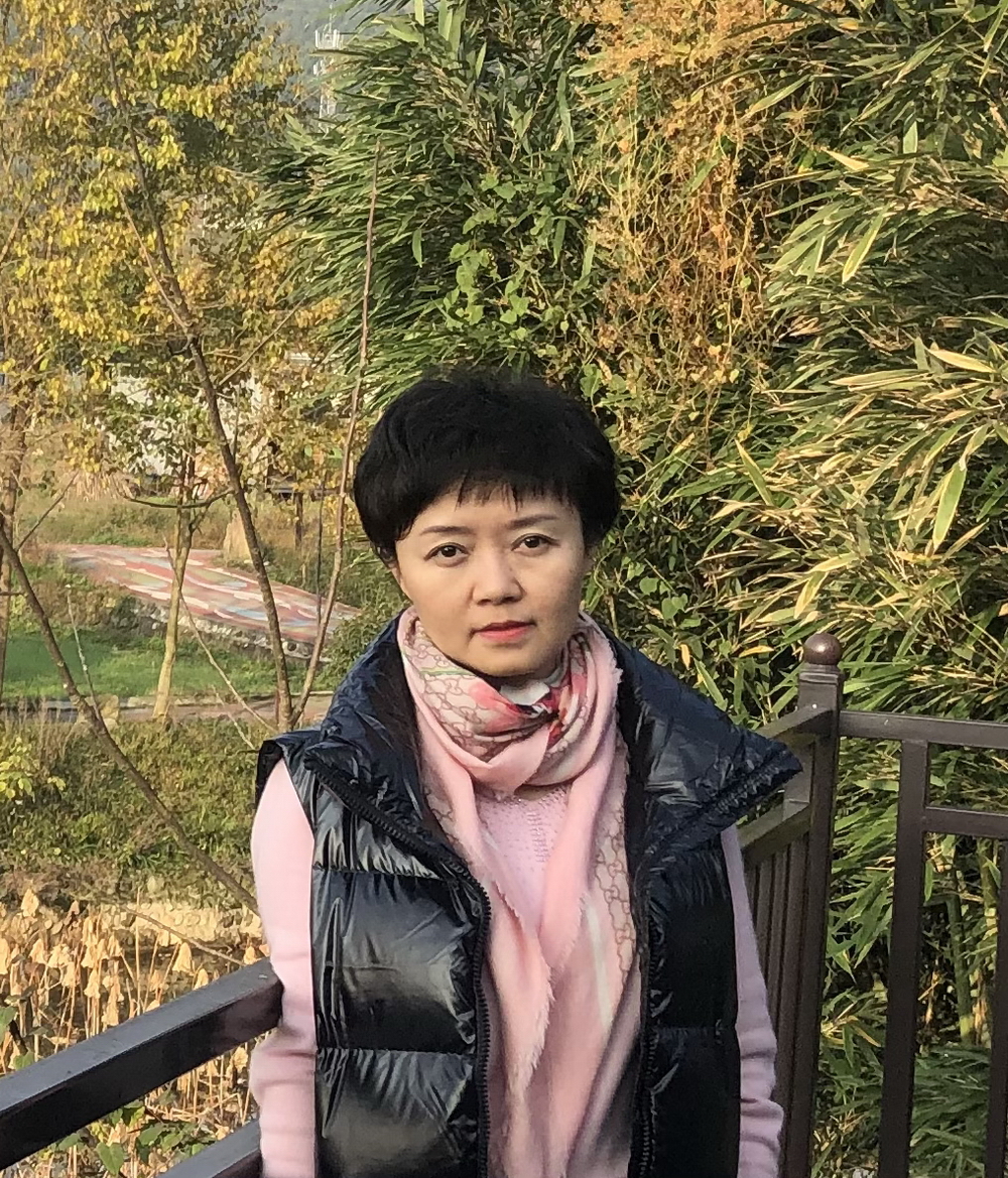 副秘书长、新华文轩出版传媒股份有限公司零售事业部副总经理 袁沙